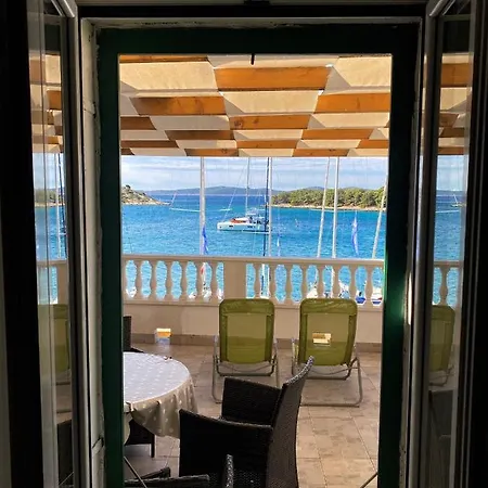 Διαμέρισμα Roko Tribalj